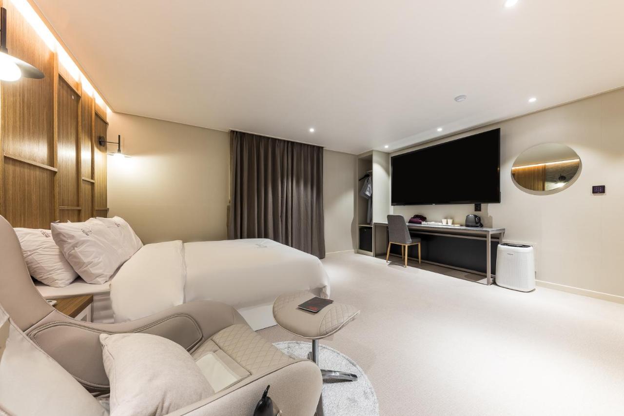 Hotel Lium Cheonan Ngoại thất bức ảnh