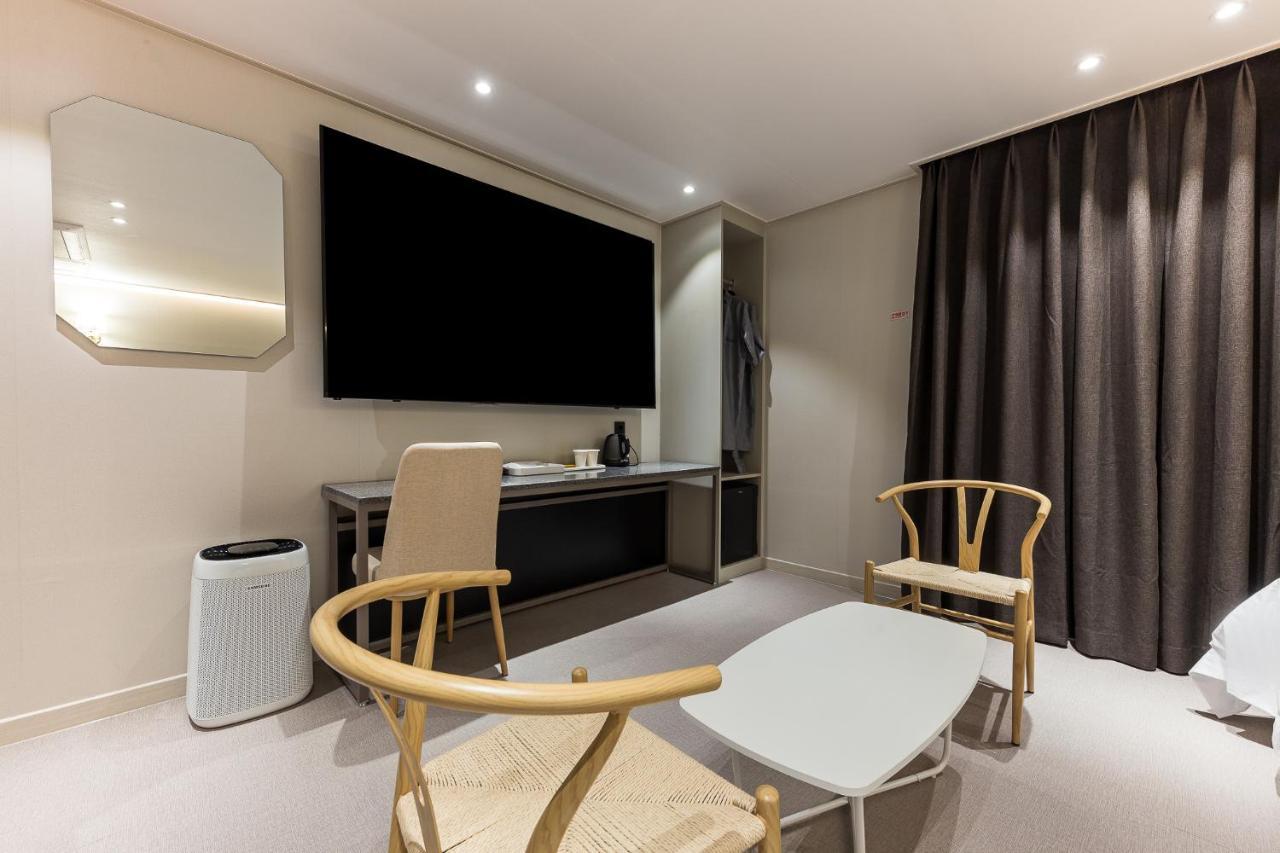 Hotel Lium Cheonan Ngoại thất bức ảnh