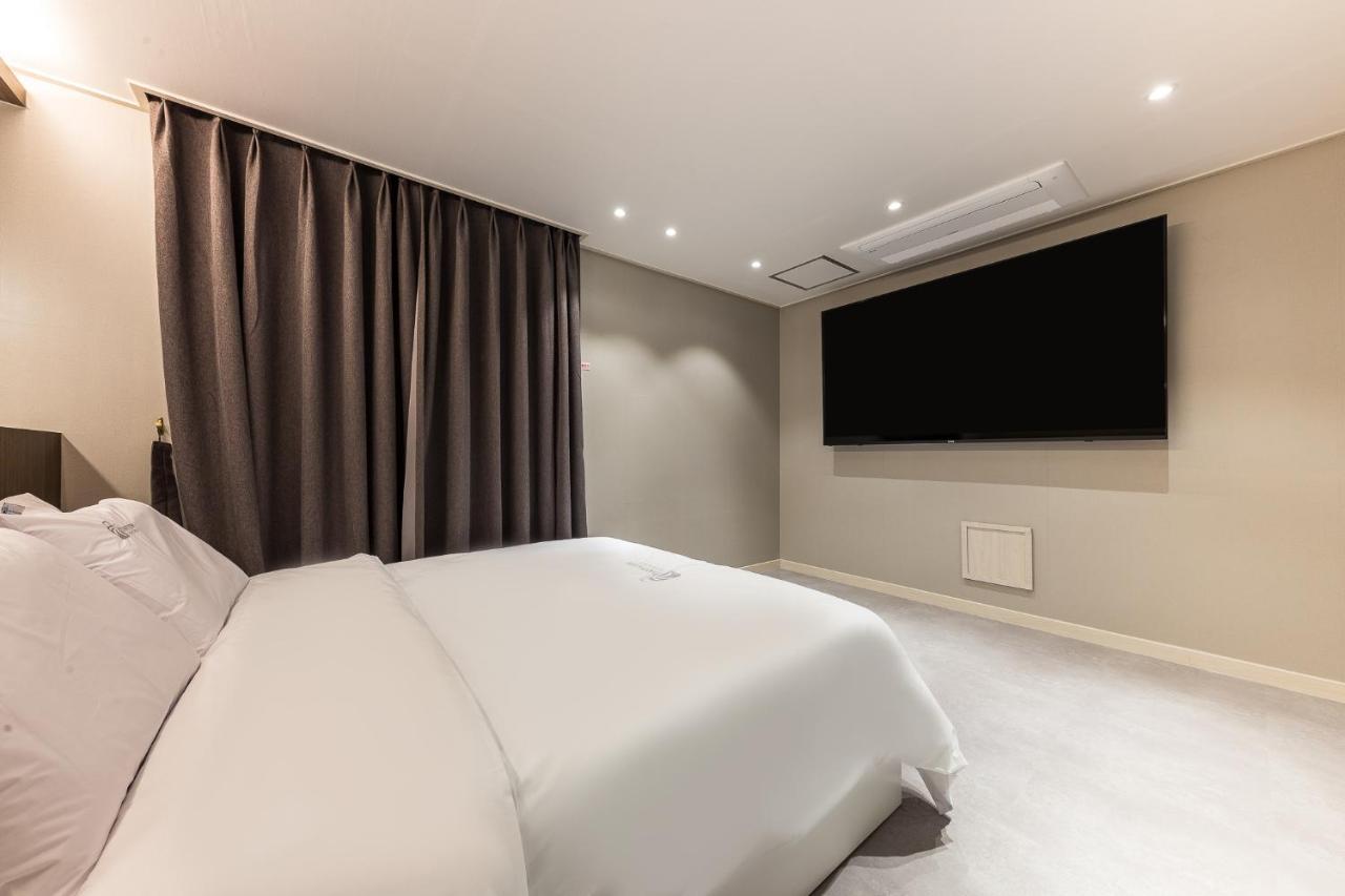 Hotel Lium Cheonan Ngoại thất bức ảnh