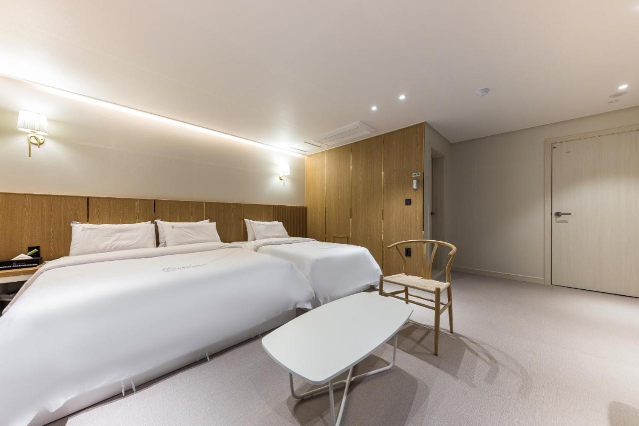 Hotel Lium Cheonan Ngoại thất bức ảnh