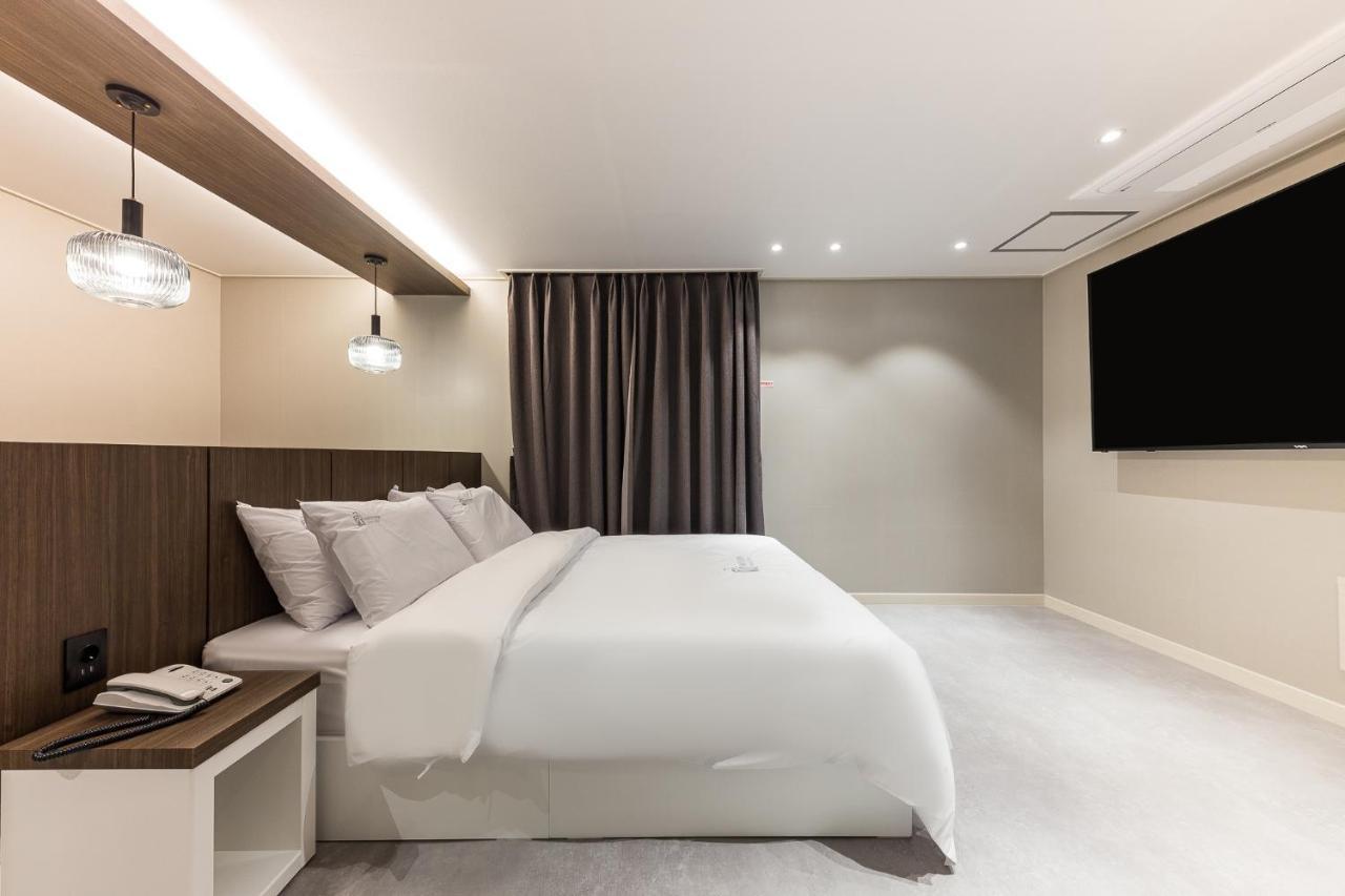Hotel Lium Cheonan Ngoại thất bức ảnh